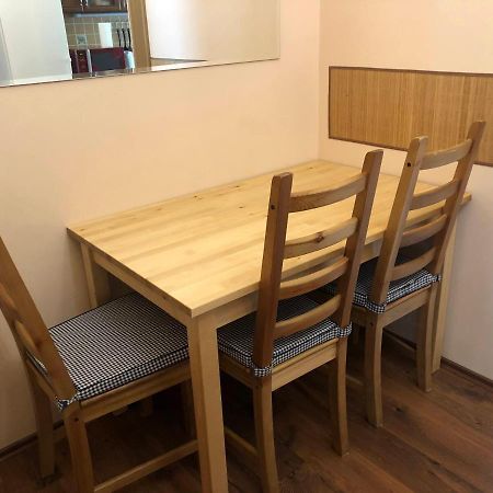 Byt S Krasnou Vyhlidkou Na Hotel Imperial Κάρλοβι Βάρι Εξωτερικό φωτογραφία